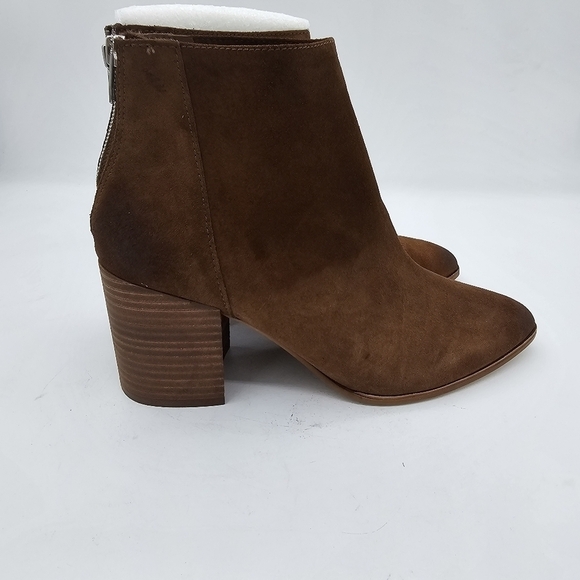 NIB Aqua Women's Tan/ Brown Suede Leather Pointed Toe Dante Booties Size 9.5 - Picture 11 of 15